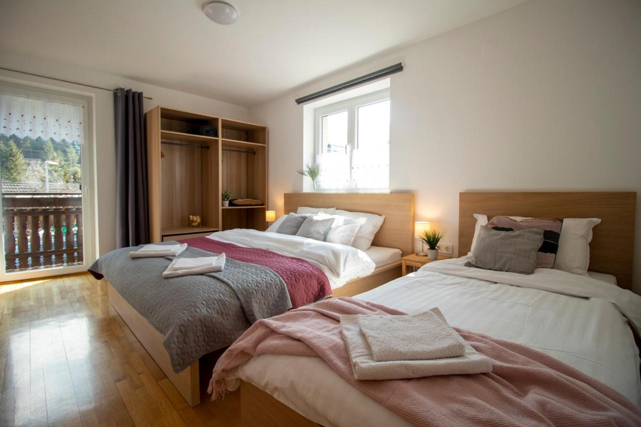Apartments Pod Bregom ครานสกา โกรา ภายนอก รูปภาพ